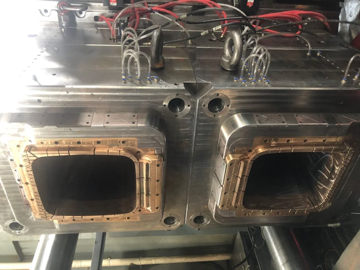 Trash can mould 3